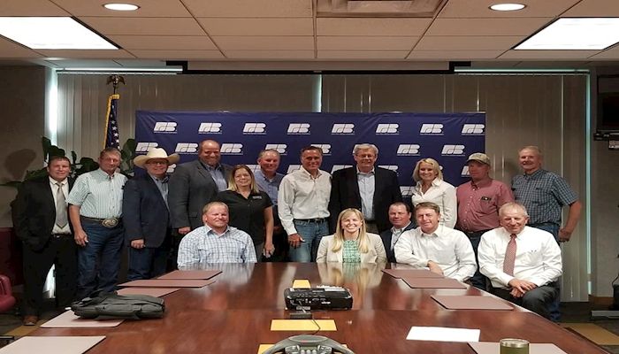Senator Mitt Romney visits with Utah Farm Bureau, industry leaders on agricultural labor