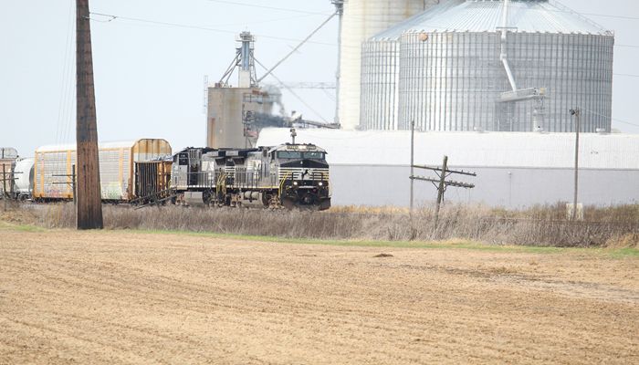 Unfilled Railroad Grain Car Orders Persist into 2023