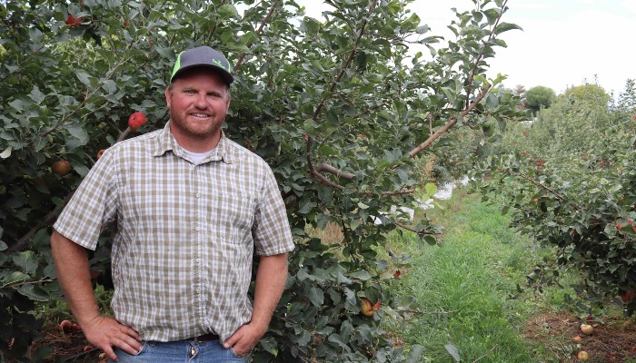 A Harvest of Memories: Riley Orchards Offers Up Local Fruit, Family Experiences