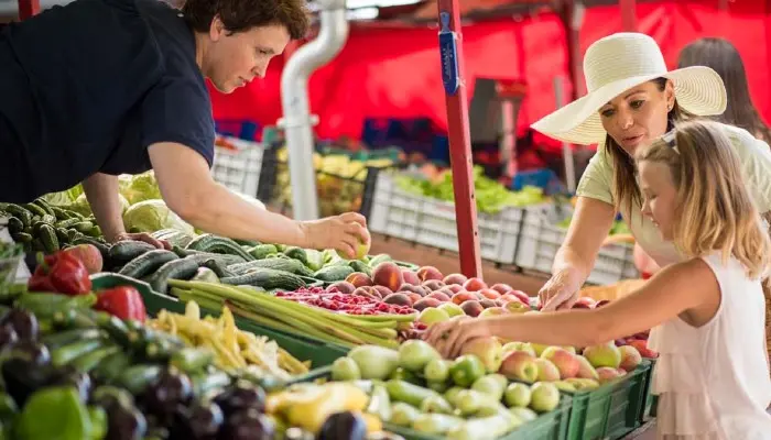 Competing Across the Calendar: The Growing Squeeze on U.S. Produce